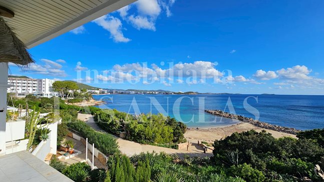 Ibiza Siesta - En première ligne de la mer et de la plage ! Maison mitoyenne d'angle avec vue frontale acheter