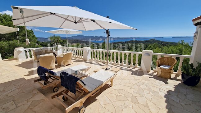 Ibiza Cala Salada - Buitenkans! Huis met fantastisch uitzicht op de zee, de kust en de zonsondergang kopen