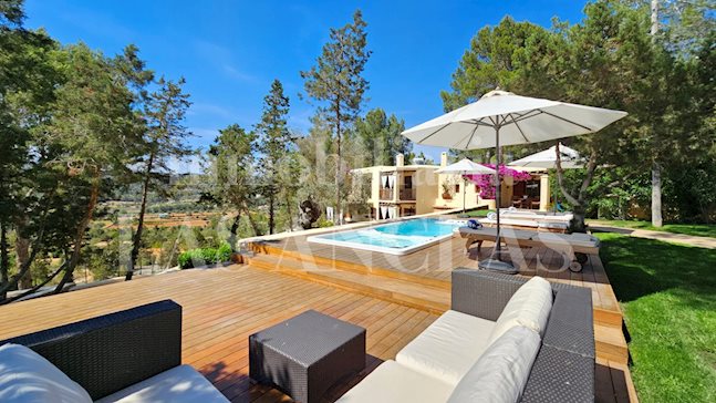 Ibiza San Rafael - Preciosa finca de campo con 7 dormitorios y vistas despejadas al paisaje para comprar