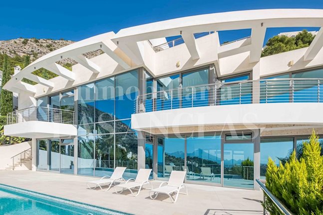 Costa Blanca - Hochwertige Luxus-Villa mit atemberaubendem Panoramablick kaufen