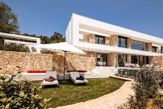 Ibiza cerca campo de golf - ¡Primera ocupación! Lujosa villa de diseño en exclusivo complejo residencial en venta