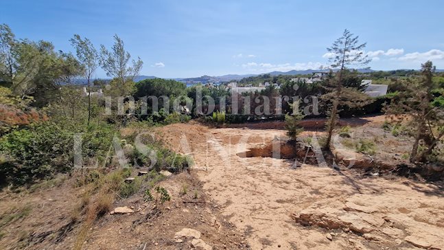 Ibiza Can Pep Simó - Last building land with license granted and views to the sea and Dalt Vila for sale