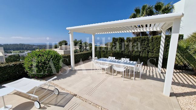 Ibiza Talamanca - Elegant villa with modern architecture and sea views in a sought-after area to buy