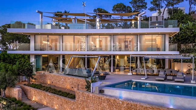 Ibiza vicino al campo di golf - Lussuosa villa dal design minimalista con ascensore e appartamento per gli ospiti in vendita