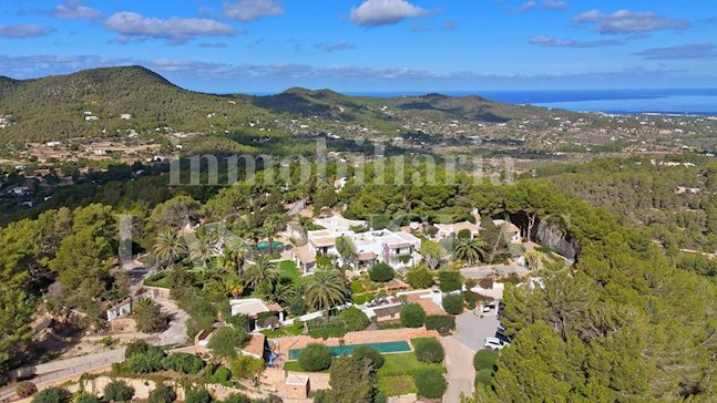 Ibiza San José - Marvellous, unique luxury finca with tourist license and sea views for sale