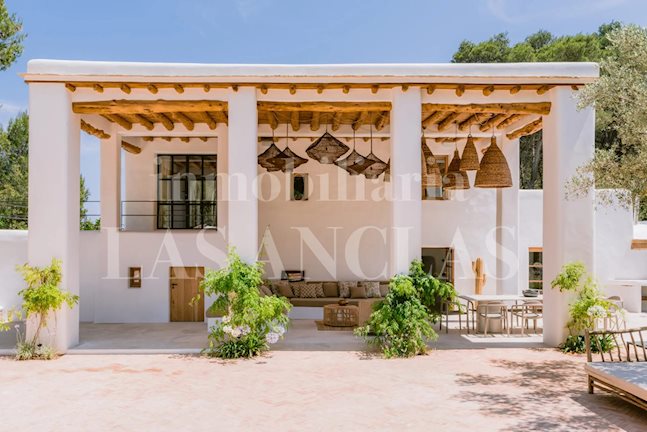 Ibiza San José - Elegante finca reformada enclavada en un valle de pura intimidad en venta