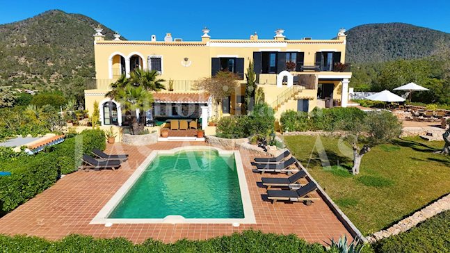 Ibiza San José - A unique retreat! Beautiful finca of 3 separate units surrounded by lush garden and panoramic views for sale