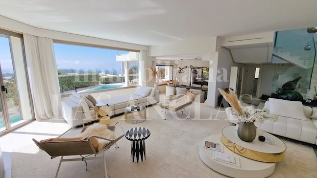 Ibiza Talamanca - Exceptionally luxurious villa with many extras and awesome sea views to buy