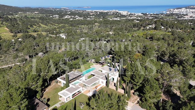 Ibiza San José - Very private single-storey designer villa with sea views and rental license for sale