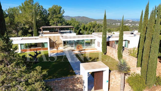 Ibiza San José - Impresionante villa de diseño de una planta con grandiosas vistas al mar y licencia turística en venta